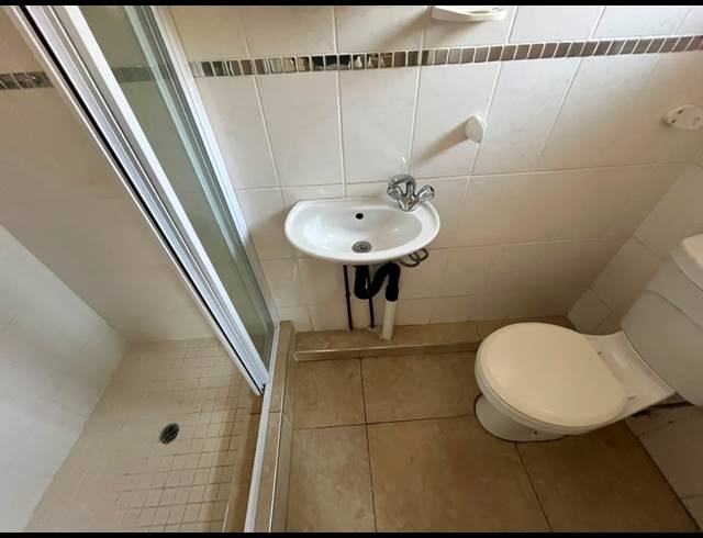 4 BEDROOM SIMPLEX TO LET IN HILLARY